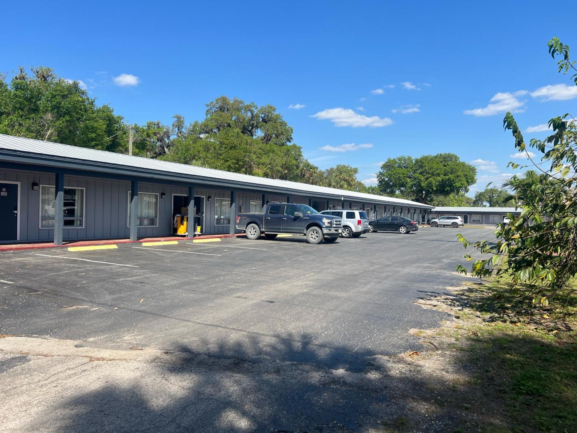 Labelle Motel Exterior photo